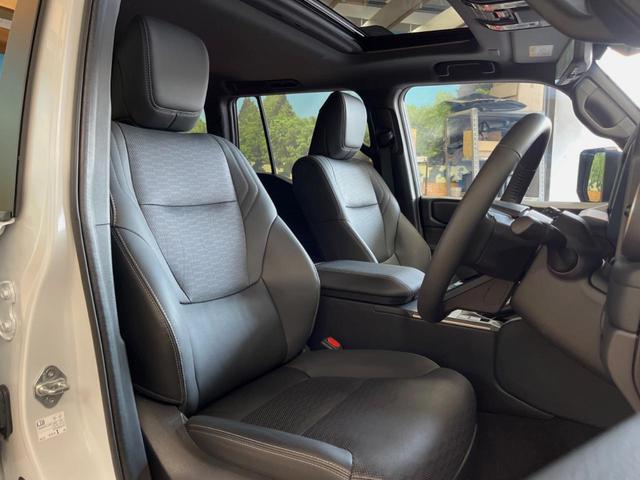 ランドクルーザー２５０ ＶＸ　ディーゼル　サンルーフ　１２．３インチディスプレイオーディオ　全周囲カメラ　セーフティセンス　レーダークルーズ　ブラインドスポットモニター　デジタルインナーミラー　ＬＥＤヘッド　純正１８インチアルミ（37枚目）