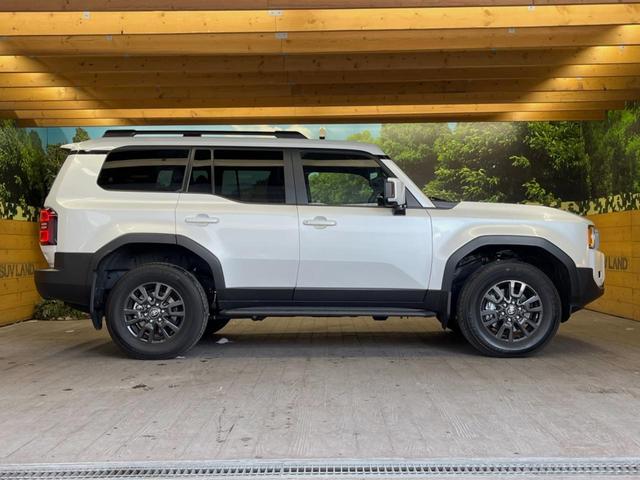 ランドクルーザー２５０ ＶＸ　ディーゼル　サンルーフ　１２．３インチディスプレイオーディオ　全周囲カメラ　セーフティセンス　レーダークルーズ　ブラインドスポットモニター　デジタルインナーミラー　ＬＥＤヘッド　純正１８インチアルミ（56枚目）