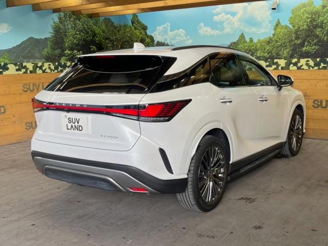 ＲＸ ＲＸ３５０ｈ　バージョンＬ　サンルーフ　１４型ディスプレイオーディオ　全周囲カメラ　レーダークルーズ　マークレビンソン　禁煙車　デジタルインナーミラー　シートベンチレーション　ブラインドスポットモニター　ＥＴＣ　三眼ＬＥＤヘッド（18枚目）