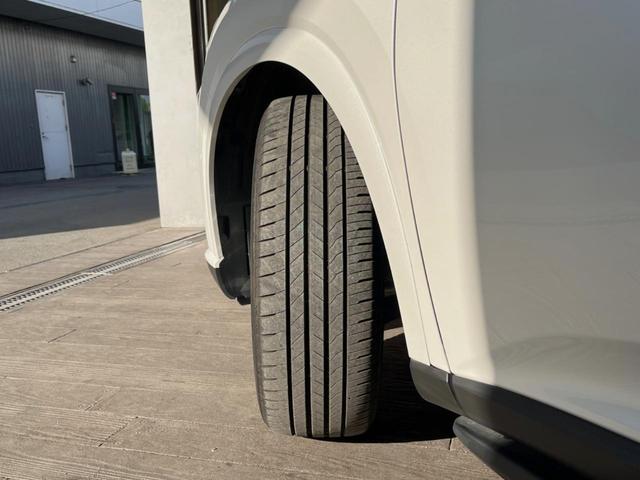 ＲＸ ＲＸ３５０ｈ　バージョンＬ　サンルーフ　１４型ディスプレイオーディオ　全周囲カメラ　レーダークルーズ　マークレビンソン　禁煙車　デジタルインナーミラー　シートベンチレーション　ブラインドスポットモニター　ＥＴＣ　三眼ＬＥＤヘッド（23枚目）