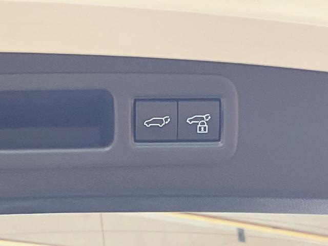 ＲＸ ＲＸ３５０ｈ　バージョンＬ　サンルーフ　１４型ディスプレイオーディオ　全周囲カメラ　レーダークルーズ　マークレビンソン　禁煙車　デジタルインナーミラー　シートベンチレーション　ブラインドスポットモニター　ＥＴＣ　三眼ＬＥＤヘッド（28枚目）