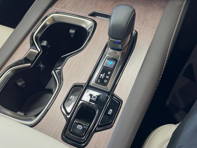 ＲＸ ＲＸ３５０ｈ　バージョンＬ　サンルーフ　１４型ディスプレイオーディオ　全周囲カメラ　レーダークルーズ　マークレビンソン　禁煙車　デジタルインナーミラー　シートベンチレーション　ブラインドスポットモニター　ＥＴＣ　三眼ＬＥＤヘッド（49枚目）