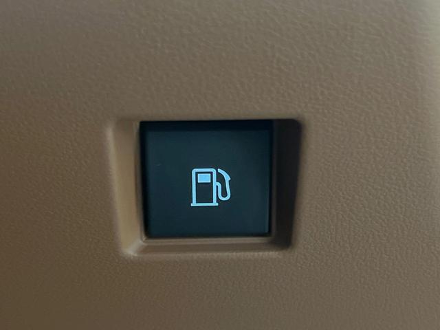 ヴェルファイアハイブリッド Ｚ　プレミア　左右独立ムーンルーフ　１４型ディスプレイオーディオ　全周囲カメラ　レーダークルーズ　フリップダウンモニター　シートベンチレーション　パワーバックドア　両側電動スライドドア　ブラインドスポットモニター（59枚目）