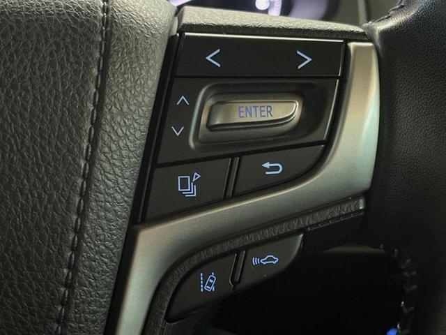 ランドクルーザープラド TX Lパッケージ・ブラックエディション ディーゼル 禁煙車 ムーンルーフ 9インチナビ バックカメラ セーフティーセンス デジタルインナーミラー パワーシート ブラック革シート 18インチ純正ブラック塗装アルミ シートベンチレーション(6枚目)