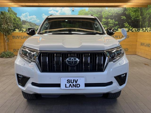 ランドクルーザープラド TX Lパッケージ・ブラックエディション ディーゼル 禁煙車 ムーンルーフ 9インチナビ バックカメラ セーフティーセンス デジタルインナーミラー パワーシート ブラック革シート 18インチ純正ブラック塗装アルミ シートベンチレーション(15枚目)