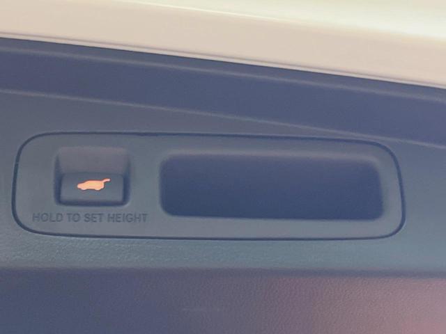 ステップワゴン ｅ：ＨＥＶスパーダ　プレミアムライン　禁煙車　１１．４インチナビ　全周囲カメラ　パワーバックドア　ホンダセンシング　ハーフレザーシート　両側電動スライドドア　シートヒーター　デュアルオートエアコン　オートブレーキホールド　１７インチアルミ（5枚目）