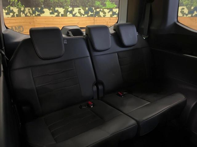 ステップワゴン ｅ：ＨＥＶスパーダ　プレミアムライン　禁煙車　１１．４インチナビ　全周囲カメラ　パワーバックドア　ホンダセンシング　ハーフレザーシート　両側電動スライドドア　シートヒーター　デュアルオートエアコン　オートブレーキホールド　１７インチアルミ（9枚目）