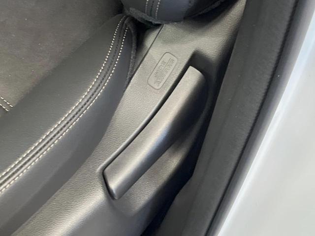 ステップワゴン ｅ：ＨＥＶスパーダ　プレミアムライン　禁煙車　１１．４インチナビ　全周囲カメラ　パワーバックドア　ホンダセンシング　ハーフレザーシート　両側電動スライドドア　シートヒーター　デュアルオートエアコン　オートブレーキホールド　１７インチアルミ（21枚目）