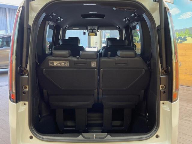 ステップワゴン ｅ：ＨＥＶスパーダ　プレミアムライン　禁煙車　１１．４インチナビ　全周囲カメラ　パワーバックドア　ホンダセンシング　ハーフレザーシート　両側電動スライドドア　シートヒーター　デュアルオートエアコン　オートブレーキホールド　１７インチアルミ（23枚目）