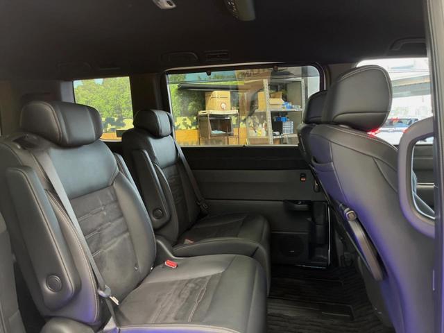 ステップワゴン ｅ：ＨＥＶスパーダ　プレミアムライン　禁煙車　１１．４インチナビ　全周囲カメラ　パワーバックドア　ホンダセンシング　ハーフレザーシート　両側電動スライドドア　シートヒーター　デュアルオートエアコン　オートブレーキホールド　１７インチアルミ（32枚目）