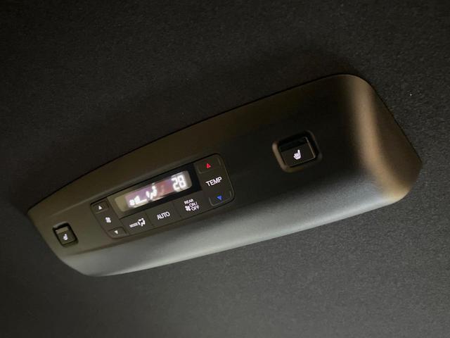 ステップワゴン ｅ：ＨＥＶスパーダ　プレミアムライン　禁煙車　１１．４インチナビ　全周囲カメラ　パワーバックドア　ホンダセンシング　ハーフレザーシート　両側電動スライドドア　シートヒーター　デュアルオートエアコン　オートブレーキホールド　１７インチアルミ（33枚目）