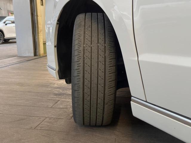 ステップワゴン ｅ：ＨＥＶスパーダ　プレミアムライン　禁煙車　１１．４インチナビ　全周囲カメラ　パワーバックドア　ホンダセンシング　ハーフレザーシート　両側電動スライドドア　シートヒーター　デュアルオートエアコン　オートブレーキホールド　１７インチアルミ（49枚目）