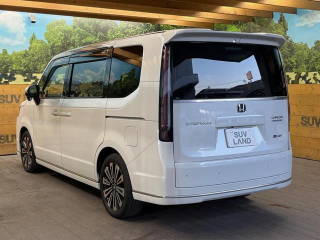 ステップワゴン ｅ：ＨＥＶスパーダ　プレミアムライン　禁煙車　１１．４インチナビ　全周囲カメラ　パワーバックドア　ホンダセンシング　ハーフレザーシート　両側電動スライドドア　シートヒーター　デュアルオートエアコン　オートブレーキホールド　１７インチアルミ（54枚目）