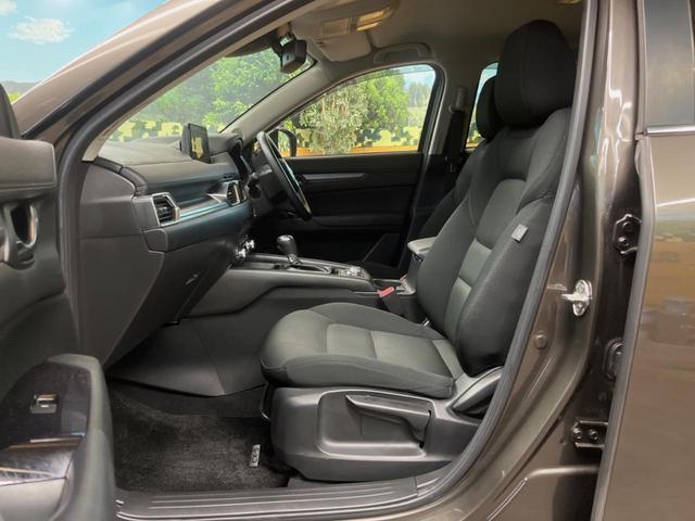 ＣＸ－５ ＸＤ　プロアクティブ　８インチマツダコネクトナビ　サイド・バックカメラ　レーダークルーズ　禁煙車　パワーバックドア　シートヒーター　パワーシート　ディーゼル　ＥＴＣ　ＬＥＤヘッド　クリアランスソナー　衝突軽減（25枚目）