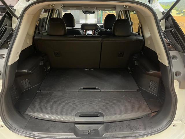 エクストレイル ２０Ｘ　エマージェンシーブレーキパッケージ　禁煙車　メーカーナビ　全周囲カメラ　シートヒーター　エマージェンシ－ブレーキ　１７インチアルミ　革巻きステアリング　デュアルオートエアコン　クルーズコントロール　スマートキー　ＬＥＤライト　ＥＴＣ（10枚目）