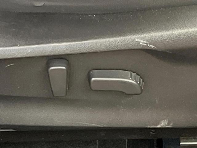 フォレスター Ｘ－ブレイク　純正ナビ　４ＷＤ　フロント・サイド・バックカメラ　衝突被害軽減システム　レーダークルーズ　禁煙車　電動リアゲート　全席シートヒーター　コーナーセンサー　スマートキー　ＬＥＤヘッド　ビルトインＥＴＣ（30枚目）