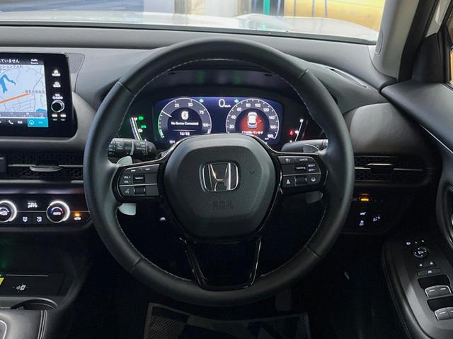 ＺＲ－Ｖ ｅ：ＨＥＶ　Ｘ　９インチホンダコネクトディスプレイ　全周囲カメラ　ホンダセンシング　レーダークルーズ　パワーバックドア　ＬＥＤヘッド　純正１８インチアルミ　デュアルオートエアコン　スマートキー　ＥＴＣビルトイン（11枚目）