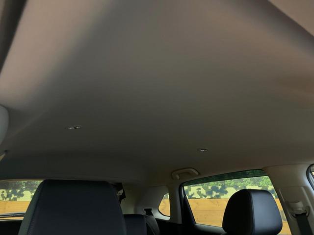 ＺＲ－Ｖ ｅ：ＨＥＶ　Ｘ　９インチホンダコネクトディスプレイ　全周囲カメラ　ホンダセンシング　レーダークルーズ　パワーバックドア　ＬＥＤヘッド　純正１８インチアルミ　デュアルオートエアコン　スマートキー　ＥＴＣビルトイン（31枚目）