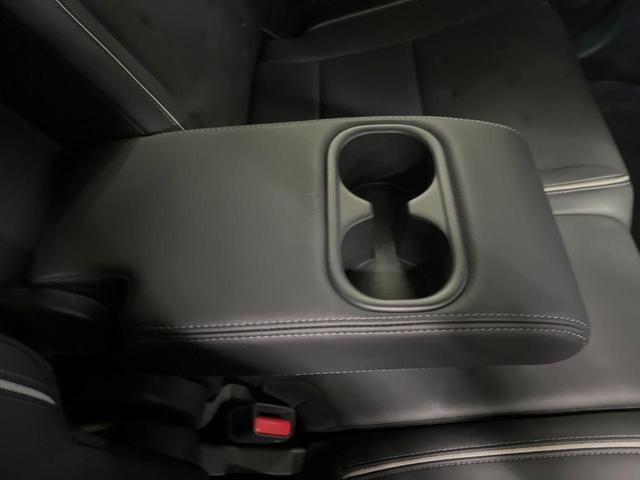 ＺＲ－Ｖ ｅ：ＨＥＶ　Ｘ　９インチホンダコネクトディスプレイ　全周囲カメラ　ホンダセンシング　レーダークルーズ　パワーバックドア　ＬＥＤヘッド　純正１８インチアルミ　デュアルオートエアコン　スマートキー　ＥＴＣビルトイン（33枚目）