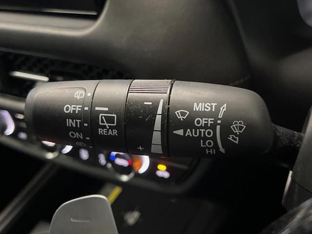 ＺＲ－Ｖ ｅ：ＨＥＶ　Ｘ　９インチホンダコネクトディスプレイ　全周囲カメラ　ホンダセンシング　レーダークルーズ　パワーバックドア　ＬＥＤヘッド　純正１８インチアルミ　デュアルオートエアコン　スマートキー　ＥＴＣビルトイン（37枚目）