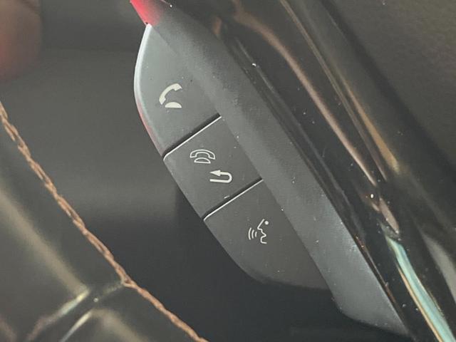 ヴェゼル ハイブリッドＺ・ホンダセンシング　禁煙車　純正ＳＤナビ　バックカメラ　レーダークルーズコントロール　ホンダセンシング　シートヒーター　ＥＴＣ　１７インチ純正アルミ　左右独立オートエアコン　ブラウン革ファブリックコンビシート　トノカバー（29枚目）