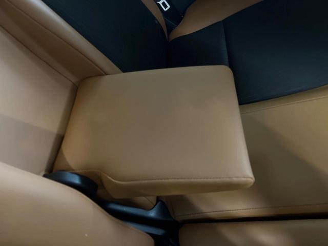 ヴェゼル ハイブリッドＺ・ホンダセンシング　禁煙車　純正ＳＤナビ　バックカメラ　レーダークルーズコントロール　ホンダセンシング　シートヒーター　ＥＴＣ　１７インチ純正アルミ　左右独立オートエアコン　ブラウン革ファブリックコンビシート　トノカバー（42枚目）