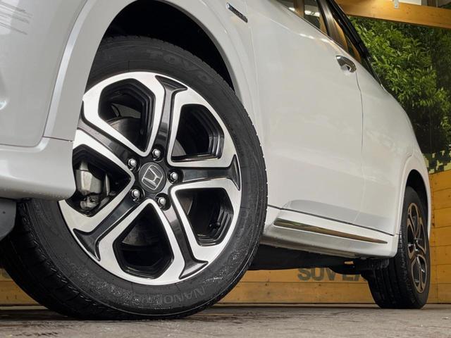 ヴェゼル ハイブリッドＺ・ホンダセンシング　禁煙車　純正ＳＤナビ　バックカメラ　レーダークルーズコントロール　ホンダセンシング　シートヒーター　ＥＴＣ　１７インチ純正アルミ　左右独立オートエアコン　ブラウン革ファブリックコンビシート　トノカバー（47枚目）