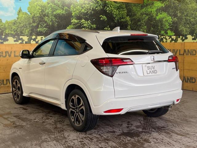 ヴェゼル ハイブリッドＺ・ホンダセンシング　禁煙車　純正ＳＤナビ　バックカメラ　レーダークルーズコントロール　ホンダセンシング　シートヒーター　ＥＴＣ　１７インチ純正アルミ　左右独立オートエアコン　ブラウン革ファブリックコンビシート　トノカバー（52枚目）