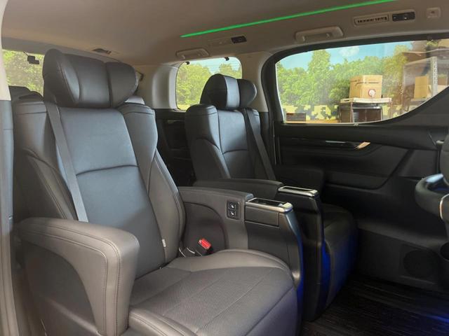 アルファード 2.5S Cパッケージ 9インチディスプレイオーディオ バックカメラ セーフティセンス レーダークルーズ デジタルインナーミラー 両側パワスラ 合皮シート グレード専用18インチアルミ シーケンシャルターンランプ ETC(8枚目)