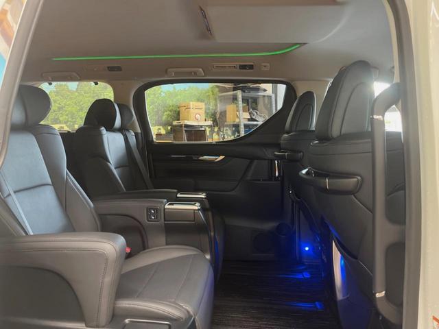 アルファード 2.5S Cパッケージ 9インチディスプレイオーディオ バックカメラ セーフティセンス レーダークルーズ デジタルインナーミラー 両側パワスラ 合皮シート グレード専用18インチアルミ シーケンシャルターンランプ ETC(34枚目)