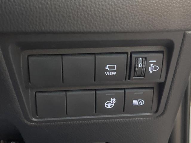 ヤリスクロス Ｚ　８型ディスプレイオーディオ　バックカメラ　セーフティセンス　レーダークルーズ　ブラインドスポットモニター　パワーシート　シートヒーター　１８インチ純正アルミ　ＬＥＤヘッド　ハーフレザーシート　ＥＴＣ（33枚目）