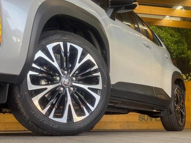 ヤリスクロス Ｚ　８型ディスプレイオーディオ　バックカメラ　セーフティセンス　レーダークルーズ　ブラインドスポットモニター　パワーシート　シートヒーター　１８インチ純正アルミ　ＬＥＤヘッド　ハーフレザーシート　ＥＴＣ（36枚目）