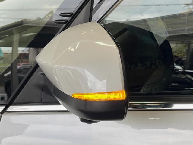 ヴォクシー ハイブリッドS-Z 禁煙車 10.5インチディスプレイオーディオ 全周囲カメラ セーフティーセンス シートヒーター ハーフレザーシート 両側電動スライドドア 純正17インチアルミ パワーバックドア 三眼LEDヘッド(43枚目)