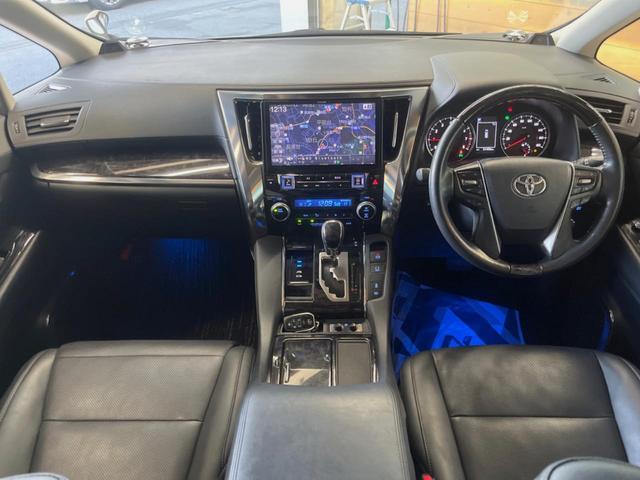 アルファード 2.5S Cパッケージ 後期モデル 禁煙車 モデリスタエアロ サンルーフ BIG-X11インチナビ フリップダウン 両側電動ドア パワーバックドア シートベンチレーション 三眼LEDヘッド セーフティセンス レーダークルーズ(2枚目)
