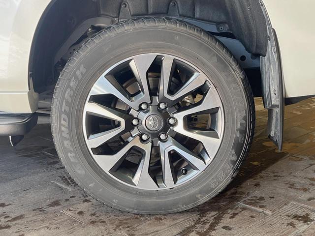 ランドクルーザープラド TX Lパッケージ 4WD サンルーフ セーフティセンス 純正9インチディスプレイオーディオ 全周囲カメラ レーダークルーズ 禁煙車 シートベンチレーション パワーシート ブラインドスポットモニター ルーフレール ETC(13枚目)