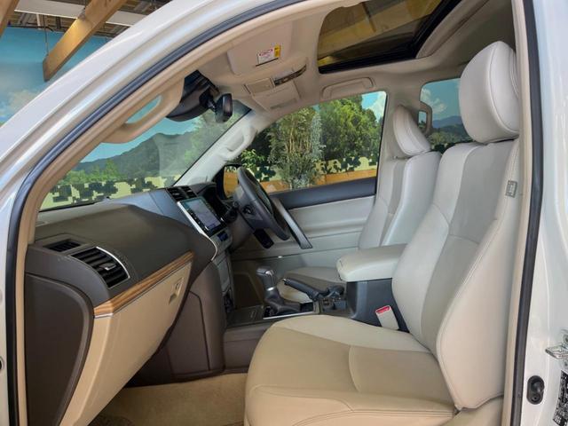 ランドクルーザープラド TX Lパッケージ 4WD サンルーフ セーフティセンス 純正9インチディスプレイオーディオ 全周囲カメラ レーダークルーズ 禁煙車 シートベンチレーション パワーシート ブラインドスポットモニター ルーフレール ETC(23枚目)