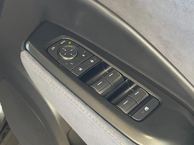 LBX クール 9.8インチディスプレイオーディオ 全周囲カメラ プリクラッシュセーフティ レーダークルーズ ハーフレザーシート ブラインドスポットモニター 純正18インチアルミ パワーバックドア LEDヘッド(28枚目)