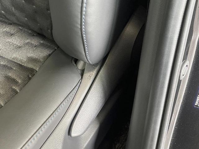 ヴォクシー ハイブリッドS-Z 10.5インチディスプレイオーディオ バックカメラ セーフティセンス レーダークルーズ 両側パワスラ ハーフレザーシート シートヒーター 純正17インチアルミ 三眼LEDヘッド スマートキー ETC(22枚目)