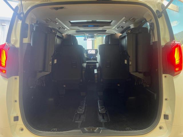 アルファード ２．５Ｓ　Ｃパッケージ　禁煙車　９インチディスプレイオーディオ　バックカメラ　１２．１インチフリップ　レーダークルーズ　ブラインドスポットモニター　セーフティセンス　ウッドコンビステアリング　合皮シート　１８インチアルミ（25枚目）