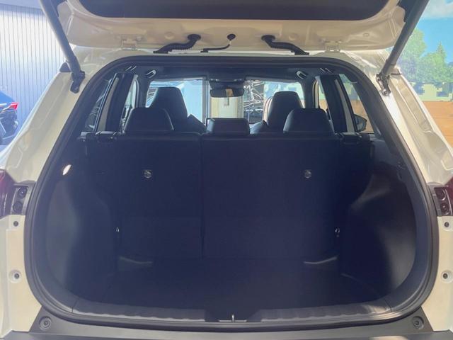 カローラクロス ハイブリッド Z 登録済未使用車 ガラスルーフ 10.5型ディスプレイオーディオ 全周囲カメラ レーダークルーズ ブラインドスポットモニター パワーバックドア シートベンチレーション ETC パワーシート LEDヘッド(11枚目)