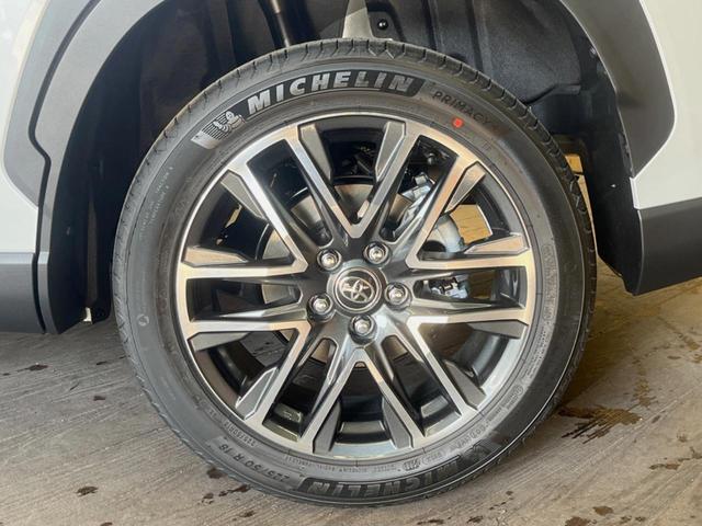 カローラクロス ハイブリッド Z 登録済未使用車 ガラスルーフ 10.5型ディスプレイオーディオ 全周囲カメラ レーダークルーズ ブラインドスポットモニター パワーバックドア シートベンチレーション ETC パワーシート LEDヘッド(14枚目)