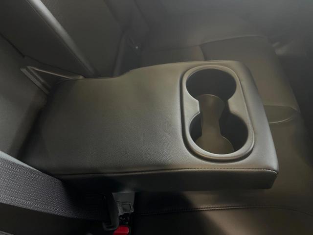 カローラクロス ハイブリッド Z 登録済未使用車 ガラスルーフ 10.5型ディスプレイオーディオ 全周囲カメラ レーダークルーズ ブラインドスポットモニター パワーバックドア シートベンチレーション ETC パワーシート LEDヘッド(34枚目)