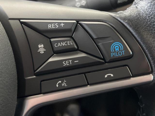 エクストレイル ２０Ｘｉ　純正９インチナビ　全周囲カメラ　プロパイロット　エマージェンシーブレーキ　デジタルインナーミラー　フリップダウン　パワーバックドア　ＬＥＤヘッド　全席シートヒーター　オートブレーキホールド　ＥＴＣ（6枚目）