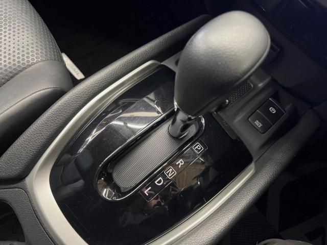 エクストレイル ２０Ｘｉ　純正９インチナビ　全周囲カメラ　プロパイロット　エマージェンシーブレーキ　デジタルインナーミラー　フリップダウン　パワーバックドア　ＬＥＤヘッド　全席シートヒーター　オートブレーキホールド　ＥＴＣ（38枚目）