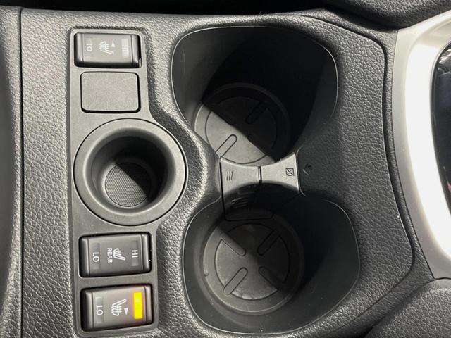 エクストレイル ２０Ｘｉ　純正９インチナビ　全周囲カメラ　プロパイロット　エマージェンシーブレーキ　デジタルインナーミラー　フリップダウン　パワーバックドア　ＬＥＤヘッド　全席シートヒーター　オートブレーキホールド　ＥＴＣ（39枚目）