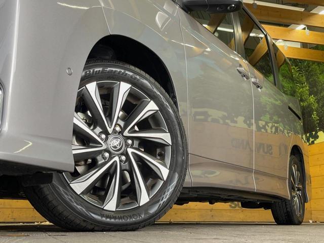 ヴォクシー ハイブリッドS-Z 10.5インチディスプレイオーディオ 全周囲カメラ セーフティセンス レーダークルーズ 両側パワスラ フリップダウン LEDヘッド ハーフレザーシート 17インチアルミ シートヒーター スマートキー(13枚目)