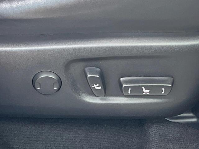 NX NX300 バージョンL サンルーフ 10.3インチメーカーナビ サイド・バックカメラ プリクラッシュセーフティ レーダークルーズ 茶革シート ブラインドスポットモニター シートベンチレーション 三眼LEDヘッド スマートキー(30枚目)