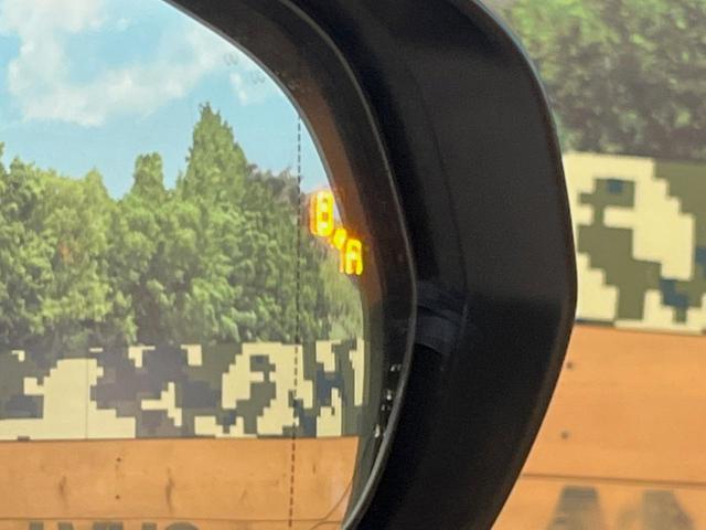 ＮＸ ＮＸ３００ｈ　スパイス＆シック　１０．３型ディスプレイオーディオ　サイド・バックカメラ　レーダークルーズ　禁煙車　シートベンチレーション　パワーバックドア　ブラインドスポットモニター　パワーシート　角型三眼ＬＥＤヘッド　ＥＴＣ（6枚目）