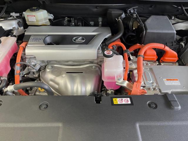 ＮＸ ＮＸ３００ｈ　スパイス＆シック　１０．３型ディスプレイオーディオ　サイド・バックカメラ　レーダークルーズ　禁煙車　シートベンチレーション　パワーバックドア　ブラインドスポットモニター　パワーシート　角型三眼ＬＥＤヘッド　ＥＴＣ（19枚目）