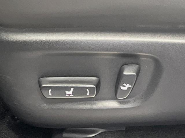 ＮＸ ＮＸ３００ｈ　スパイス＆シック　１０．３型ディスプレイオーディオ　サイド・バックカメラ　レーダークルーズ　禁煙車　シートベンチレーション　パワーバックドア　ブラインドスポットモニター　パワーシート　角型三眼ＬＥＤヘッド　ＥＴＣ（22枚目）